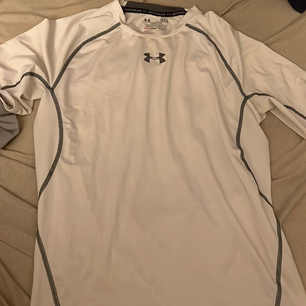 under armour compression shirt